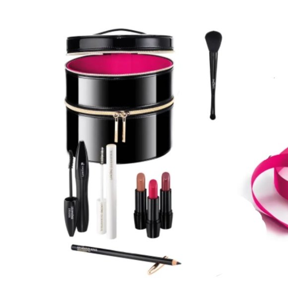 Lancome Other - Lancome Glow Collection 7 Full Size Plus Case!